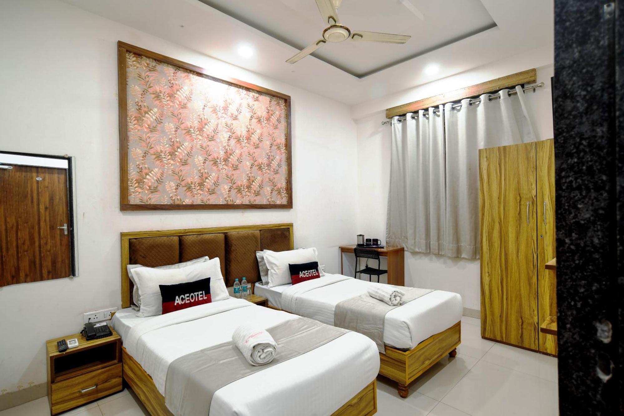 Aceotel Inn Flamingo Indore Dış mekan fotoğraf
